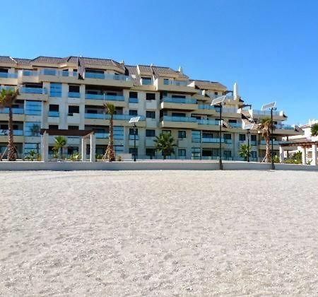 Marina Del Castillo, Duquesa Beachfront Apartment Manilva Exterior foto