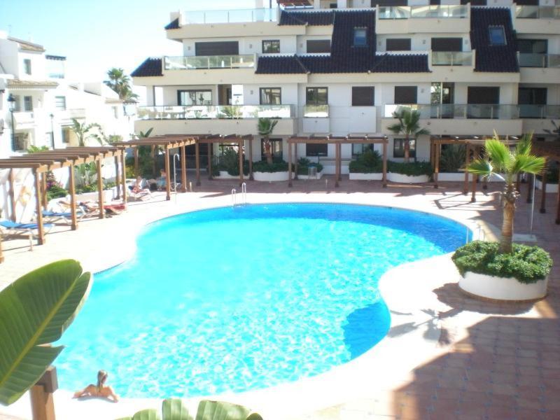 Marina Del Castillo, Duquesa Beachfront Apartment Manilva Exterior foto